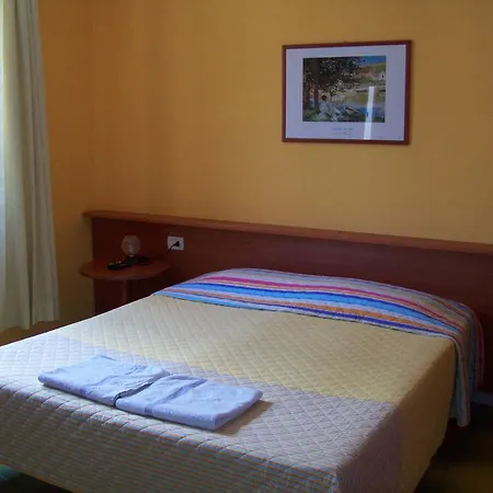 Casa de hóspedes Summer 4*